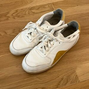 Everlane court sneaker